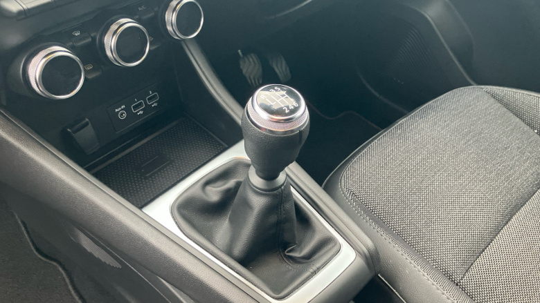 Renault Captur 1.0 TCE 90 Rive Gauche 5dr Petrol Hatchback